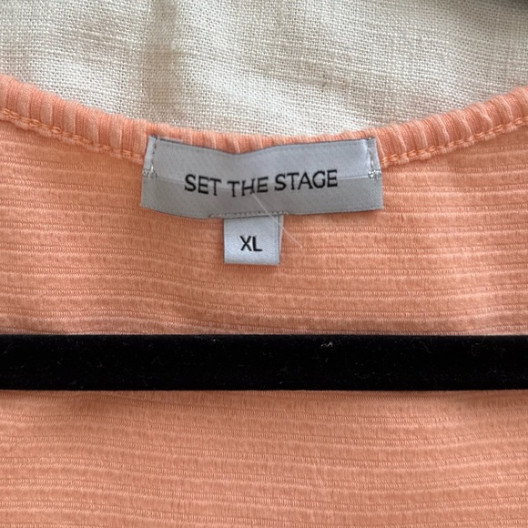 Peach Button-Down Tank Top with Tie Hem - Picture 3 of 3